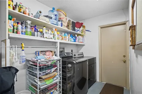 15824 Cotswold Court Davie FL 33331
