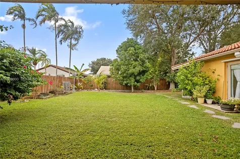 15824 Cotswold Court Davie FL 33331