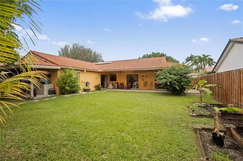 15824 Cotswold Court Davie FL 33331