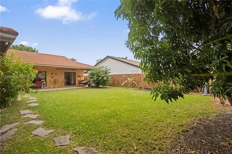 15824 Cotswold Court Davie FL 33331