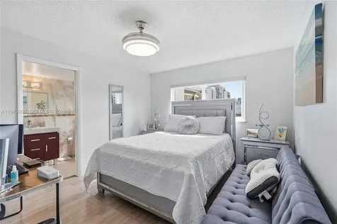 6965 Harding Avenue Miami Beach FL 33141