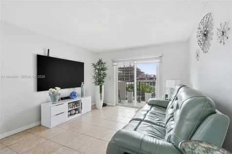 6965 Harding Avenue Miami Beach FL 33141