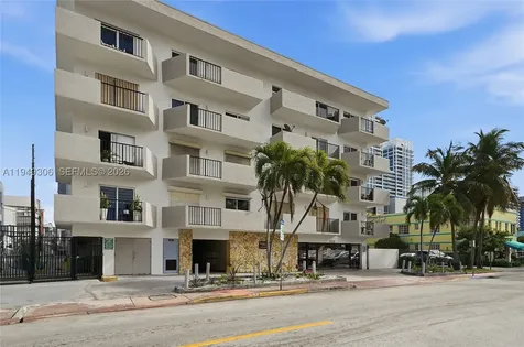 6965 Harding Avenue Miami Beach FL 33141