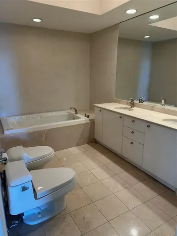 16500 Collins Avenue Sunny Isles Beach FL 33160