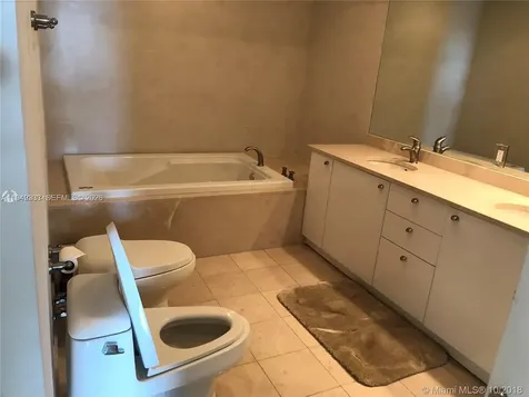 16500 Collins Avenue Sunny Isles Beach FL 33160