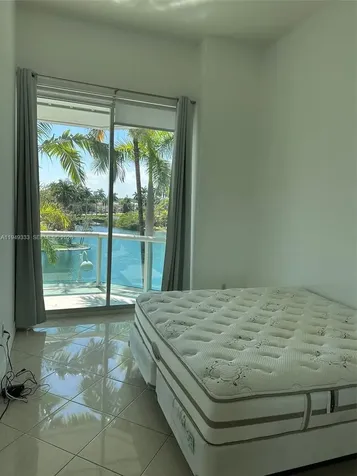 16500 Collins Avenue Sunny Isles Beach FL 33160