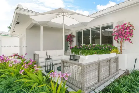 1581 NW 85th Terrace Plantation FL 33322