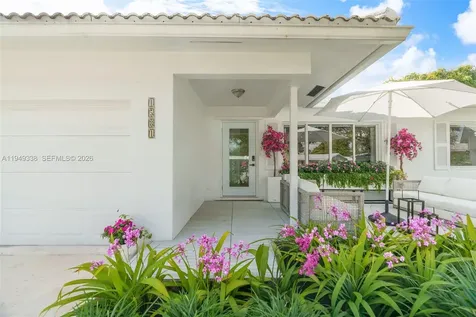 1581 NW 85th Terrace Plantation FL 33322