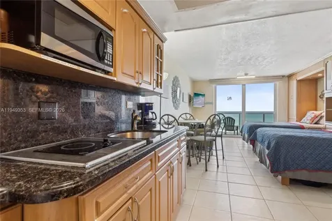 19201 Collins Avenue Sunny Isles Beach FL 33160