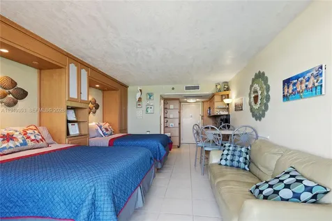 19201 Collins Avenue Sunny Isles Beach FL 33160