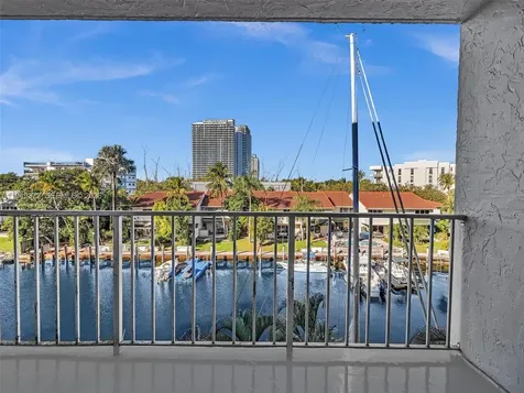 16565 NE 26th Avenue North Miami Beach FL 33160