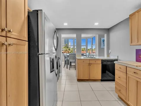 16565 NE 26th Avenue North Miami Beach FL 33160
