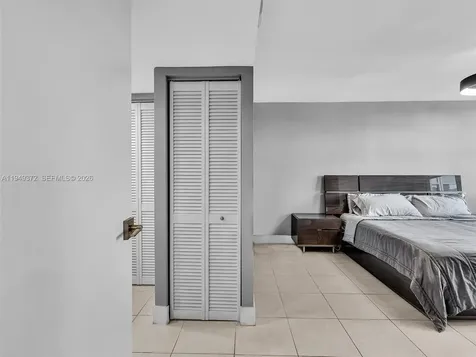 16565 NE 26th Avenue North Miami Beach FL 33160