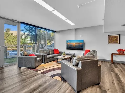 16565 NE 26th Avenue North Miami Beach FL 33160