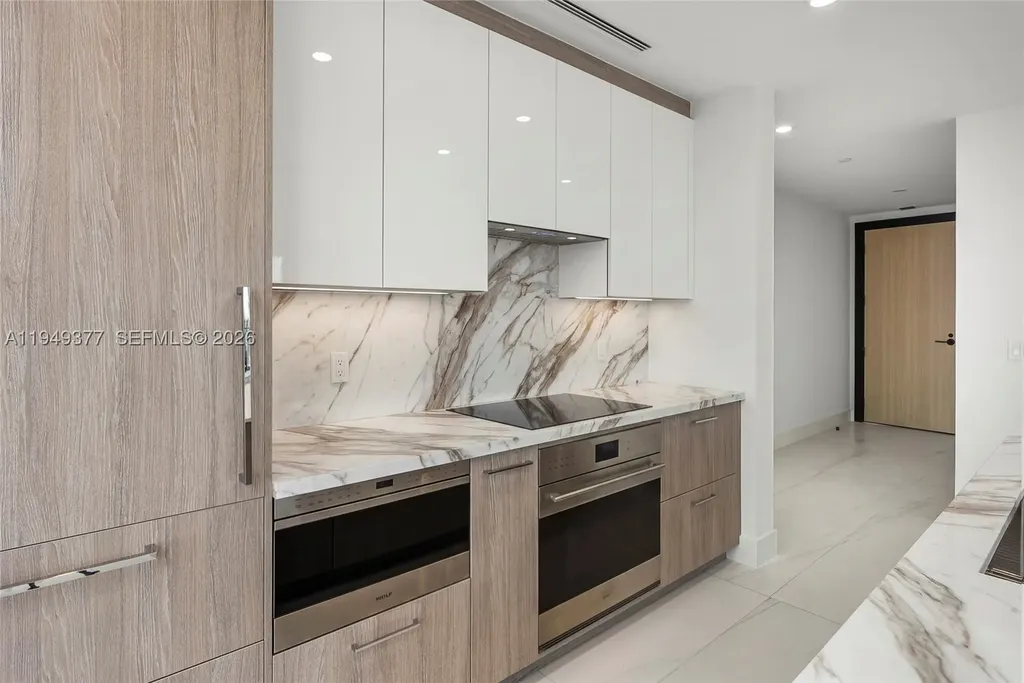 151 N Seabreeze Fort Lauderdale FL 33304