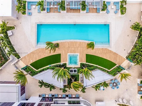 151 N Seabreeze Fort Lauderdale FL 33304