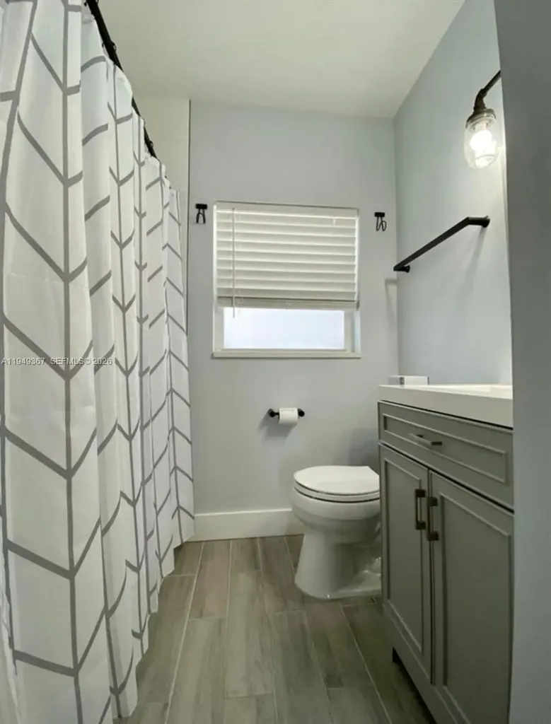 2508 Bay Drive Pompano Beach FL 33062