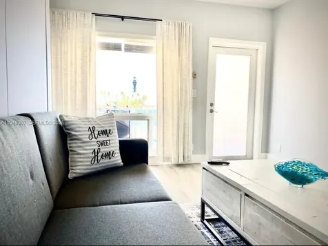 2508 Bay Drive Pompano Beach FL 33062
