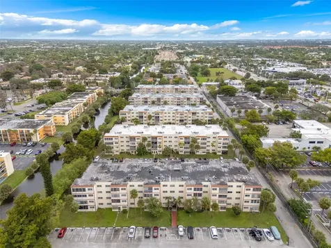 4047 NW 16th Street Lauderhill FL 33313