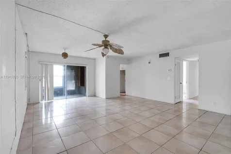 4047 NW 16th Street Lauderhill FL 33313
