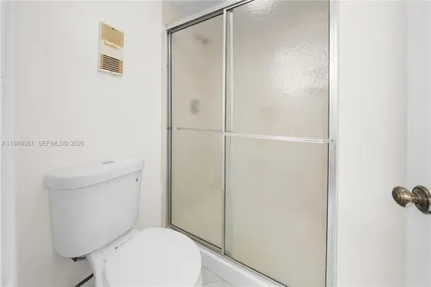 20905 NE 8th Court Miami FL 33179