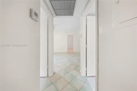 20905 NE 8th Court Miami FL 33179