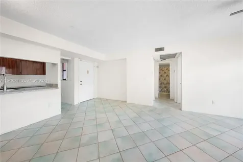 20905 NE 8th Court Miami FL 33179