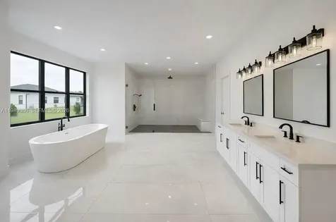 3985 Everglades Boulevard N Naples FL 34120