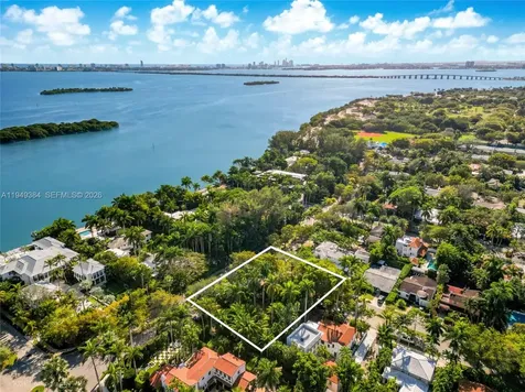 5810 N Bayshore Drive Miami FL 33137