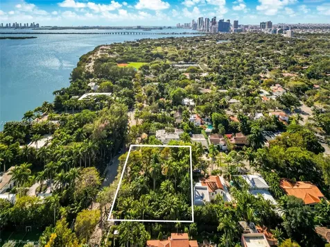 5810 N Bayshore Drive Miami FL 33137
