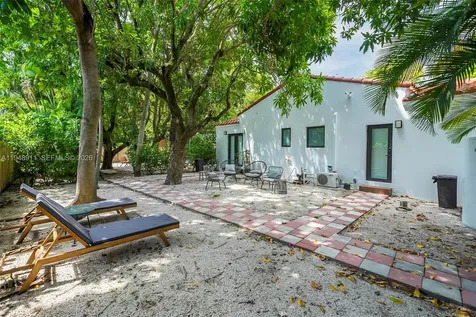 870 NE 82nd Street Miami FL 33138