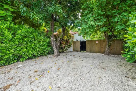 870 NE 82nd Street Miami FL 33138