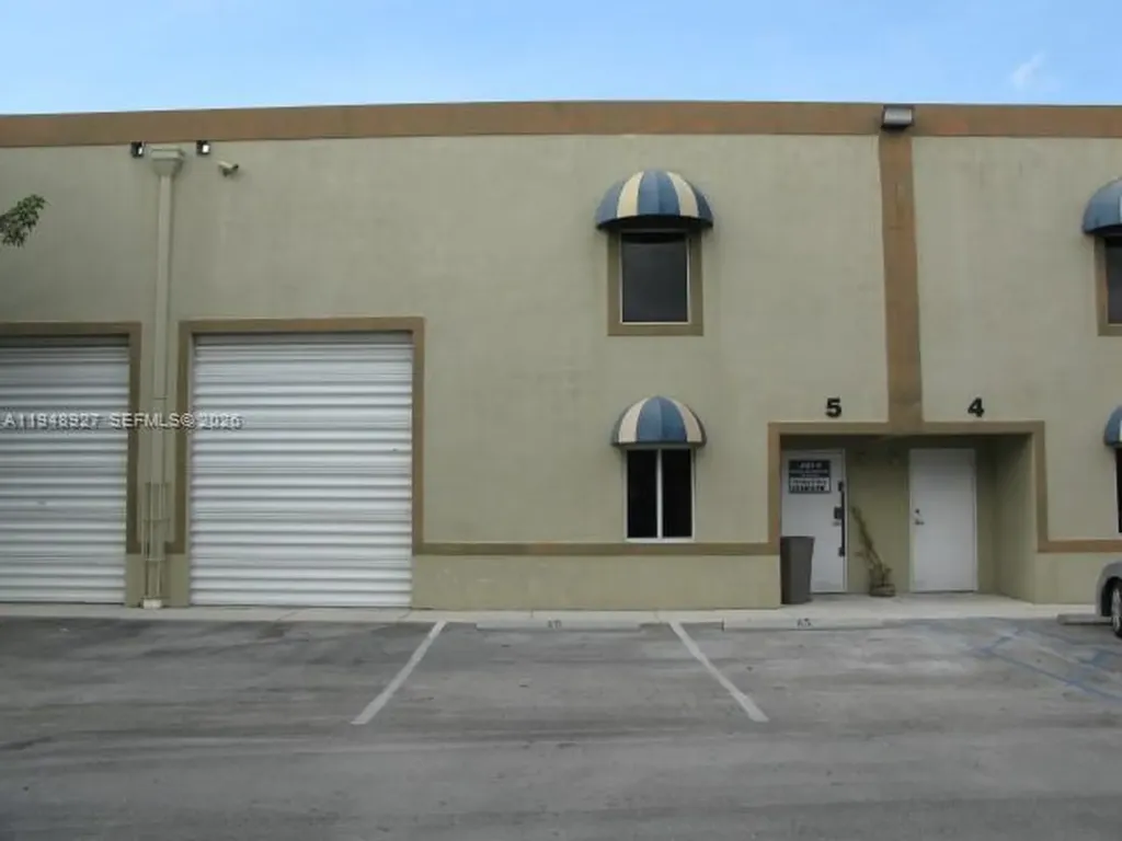 10840 NW 138th Street Hialeah Gardens FL 33018