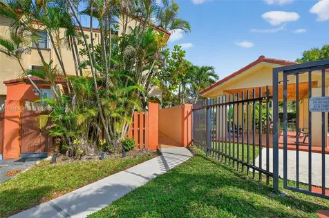 9937 NW 9th Street Circle Miami FL 33172