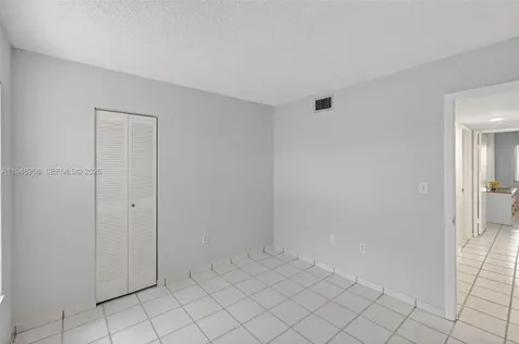 9937 NW 9th Street Circle Miami FL 33172