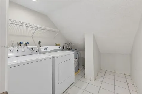 9937 NW 9th Street Circle Miami FL 33172