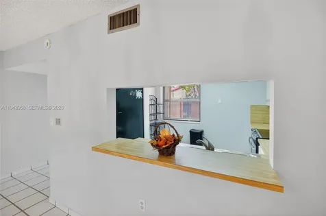 9937 NW 9th Street Circle Miami FL 33172