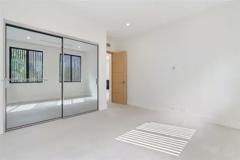 801 SE 11th Court Fort Lauderdale FL 33316