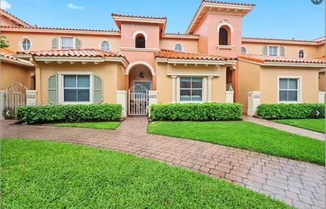 4957 Tradewinds Terrace Dania Beach FL 33312