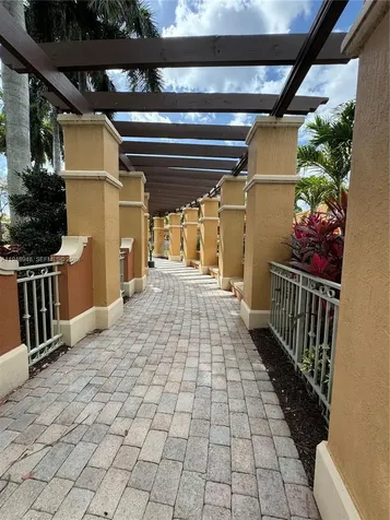 4957 Tradewinds Terrace Dania Beach FL 33312