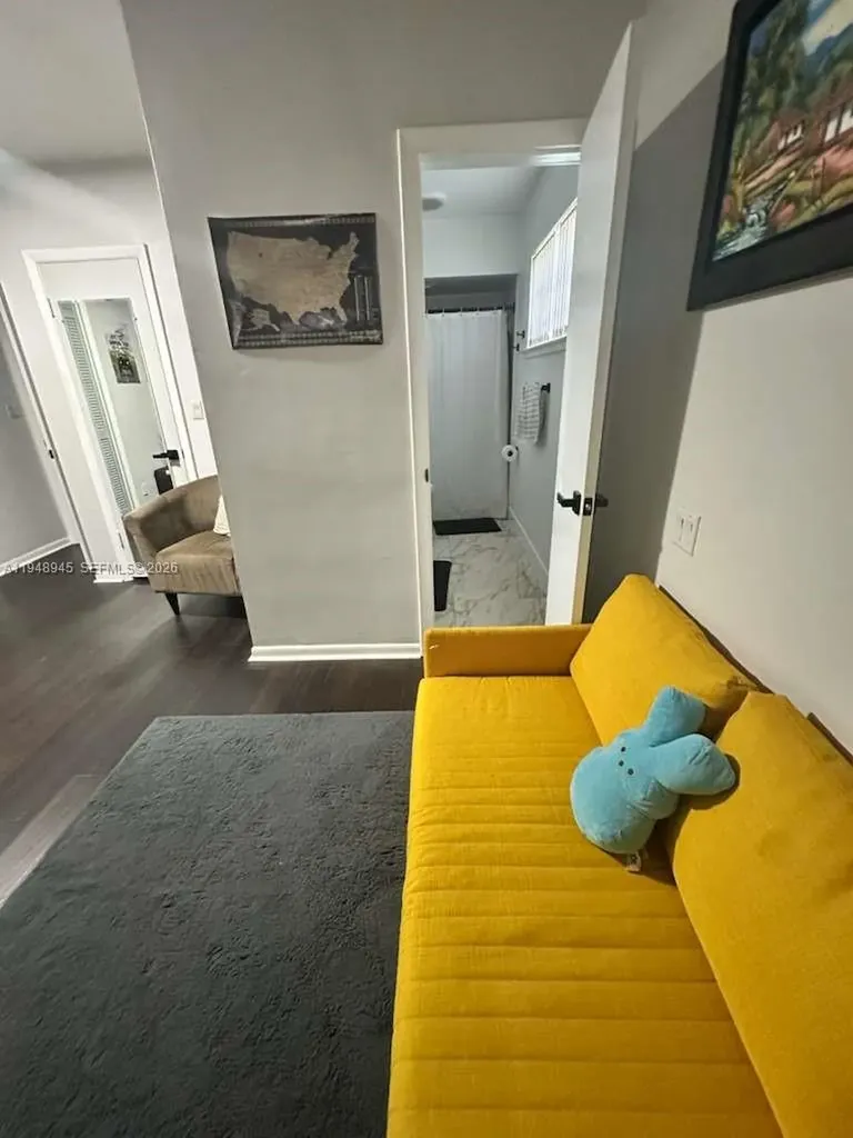 2827 Mckinley Street Hollywood FL 33020