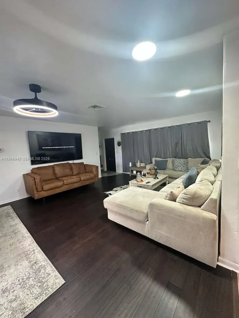 2827 Mckinley Street Hollywood FL 33020