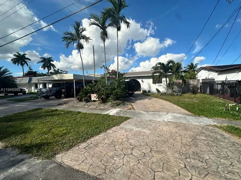 2827 Mckinley Street Hollywood FL 33020