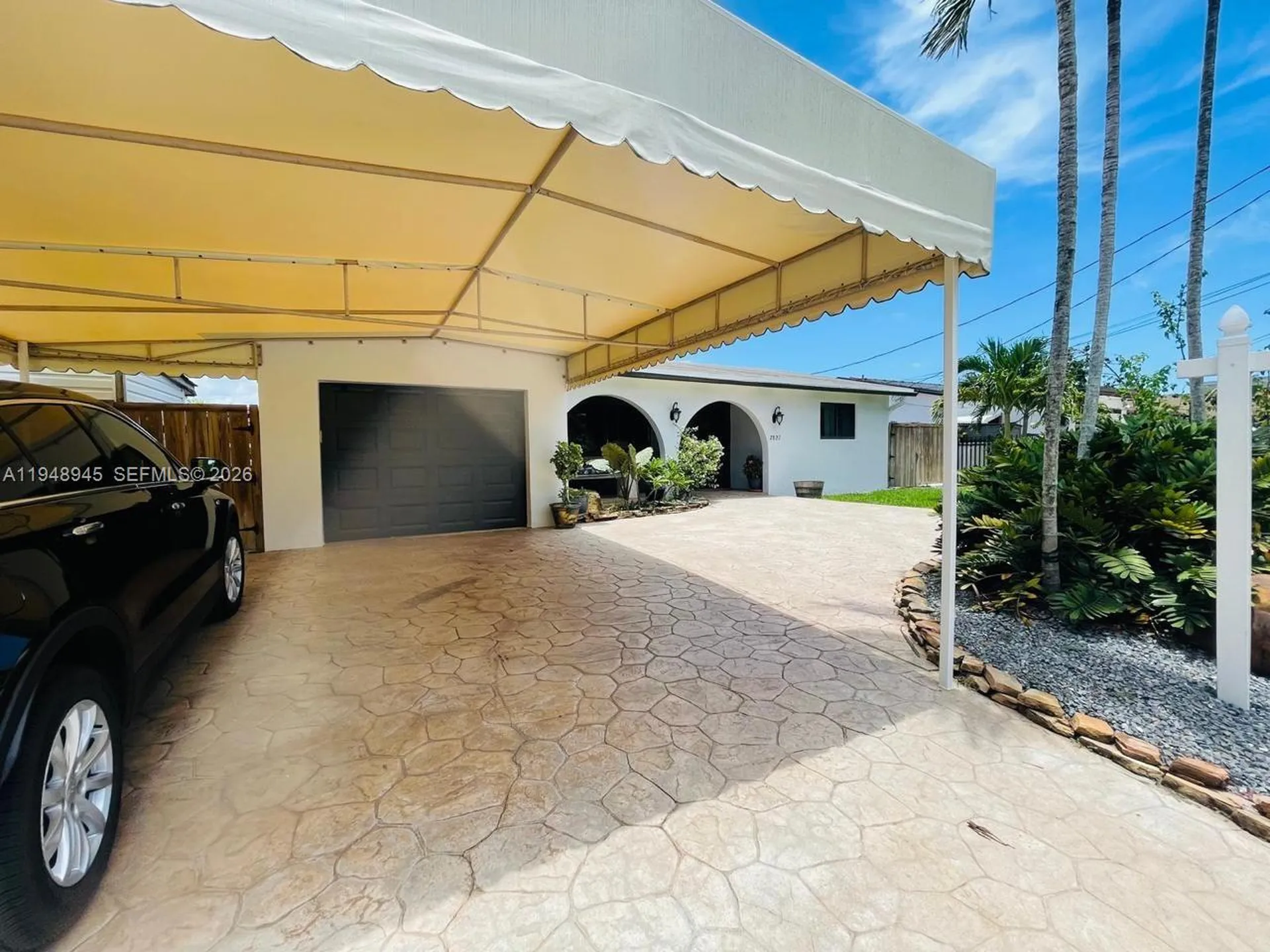 2827 Mckinley Street Hollywood FL 33020