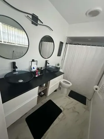 2827 Mckinley Street Hollywood FL 33020