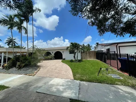 2827 Mckinley Street Hollywood FL 33020