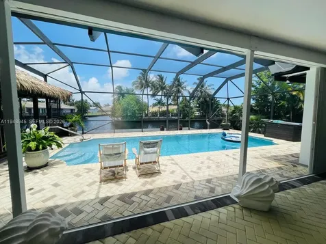 2827 Mckinley Street Hollywood FL 33020