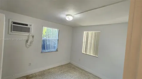 329 SW 6th Avenue Miami FL 33130