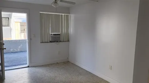 329 SW 6th Avenue Miami FL 33130