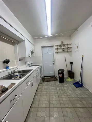 5561 SW 5th Terrace Miami FL 33134